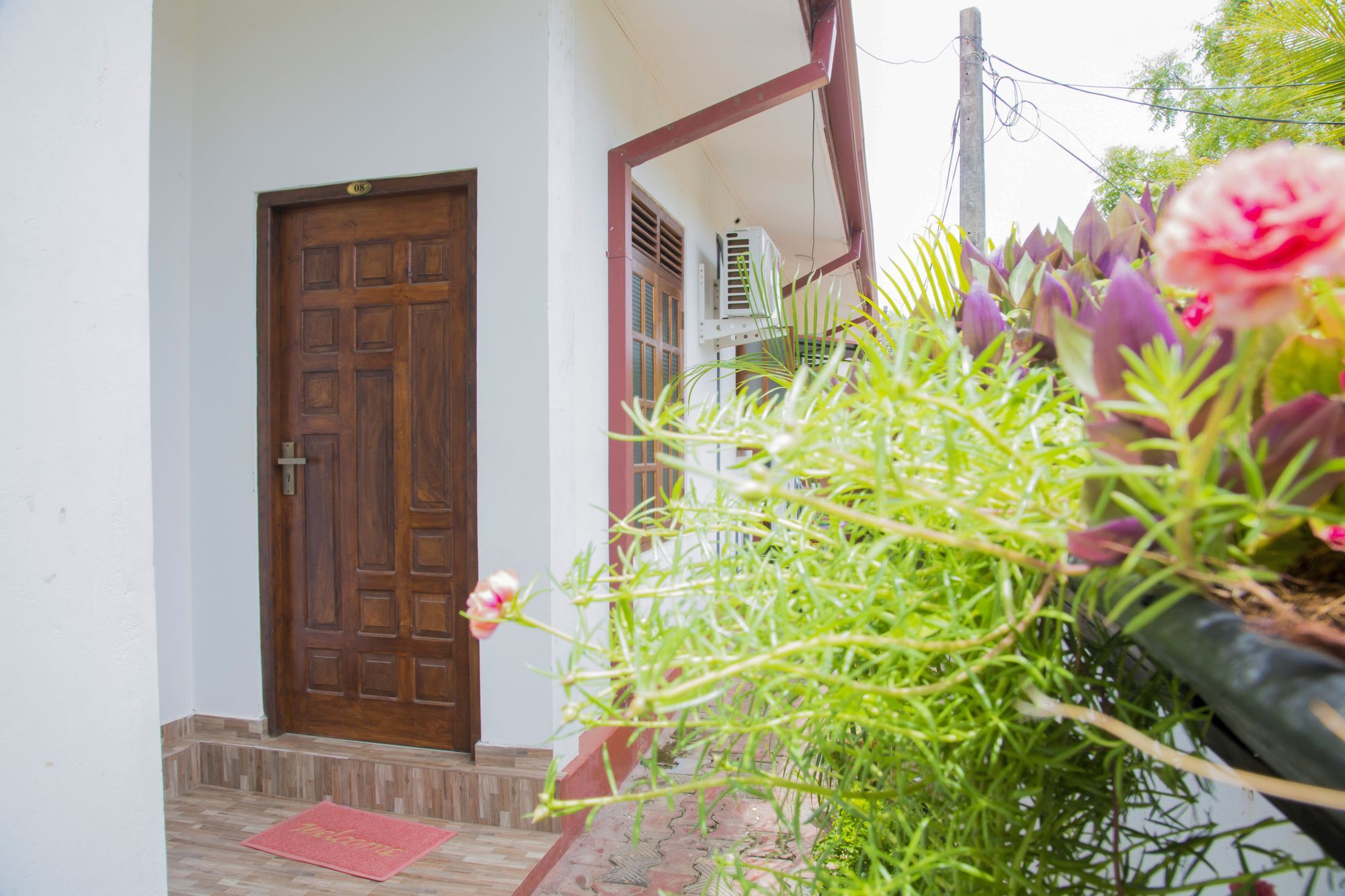 Aa Inn Trincomalee Exterior foto