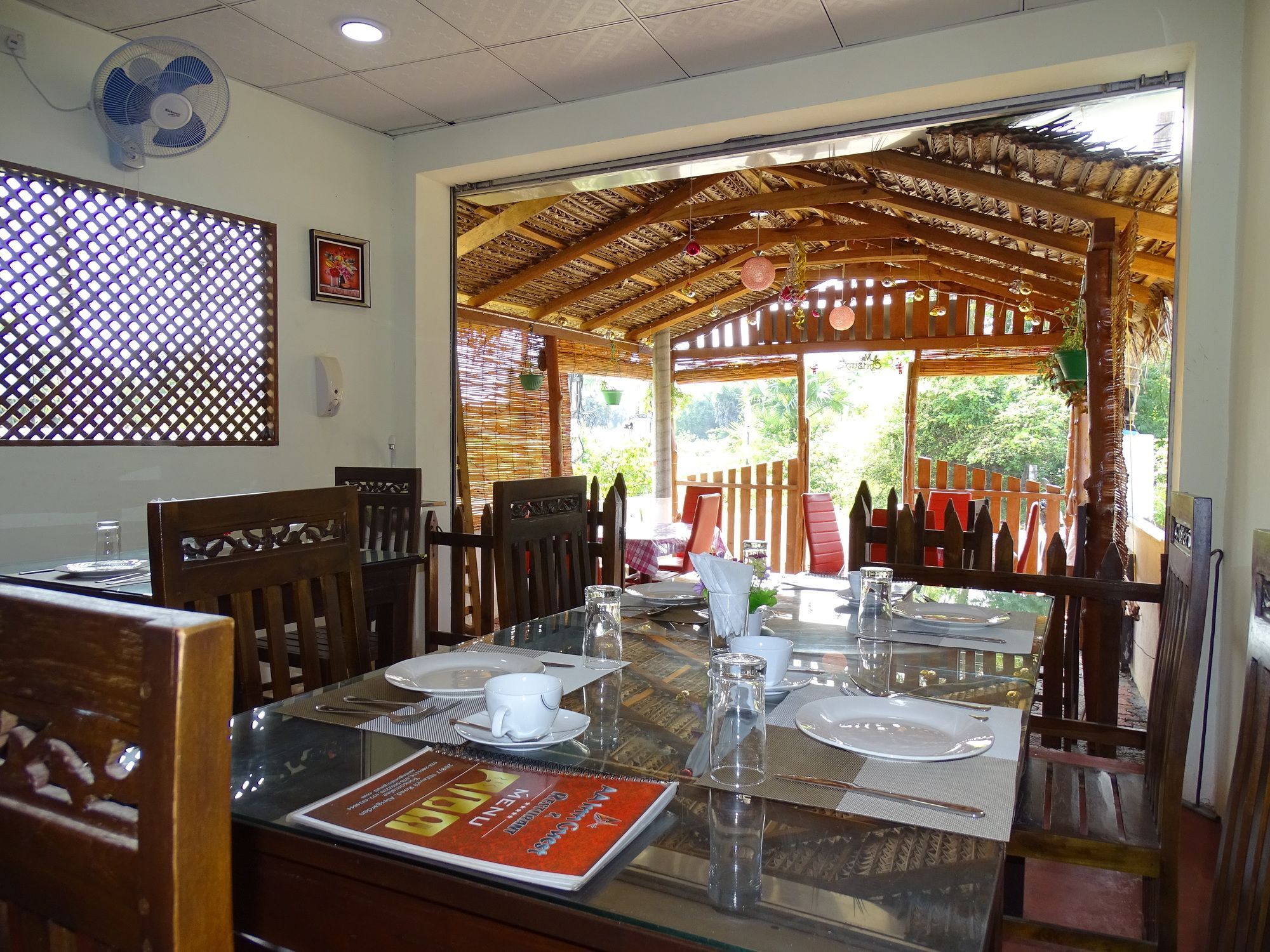 Aa Inn Trincomalee Exterior foto