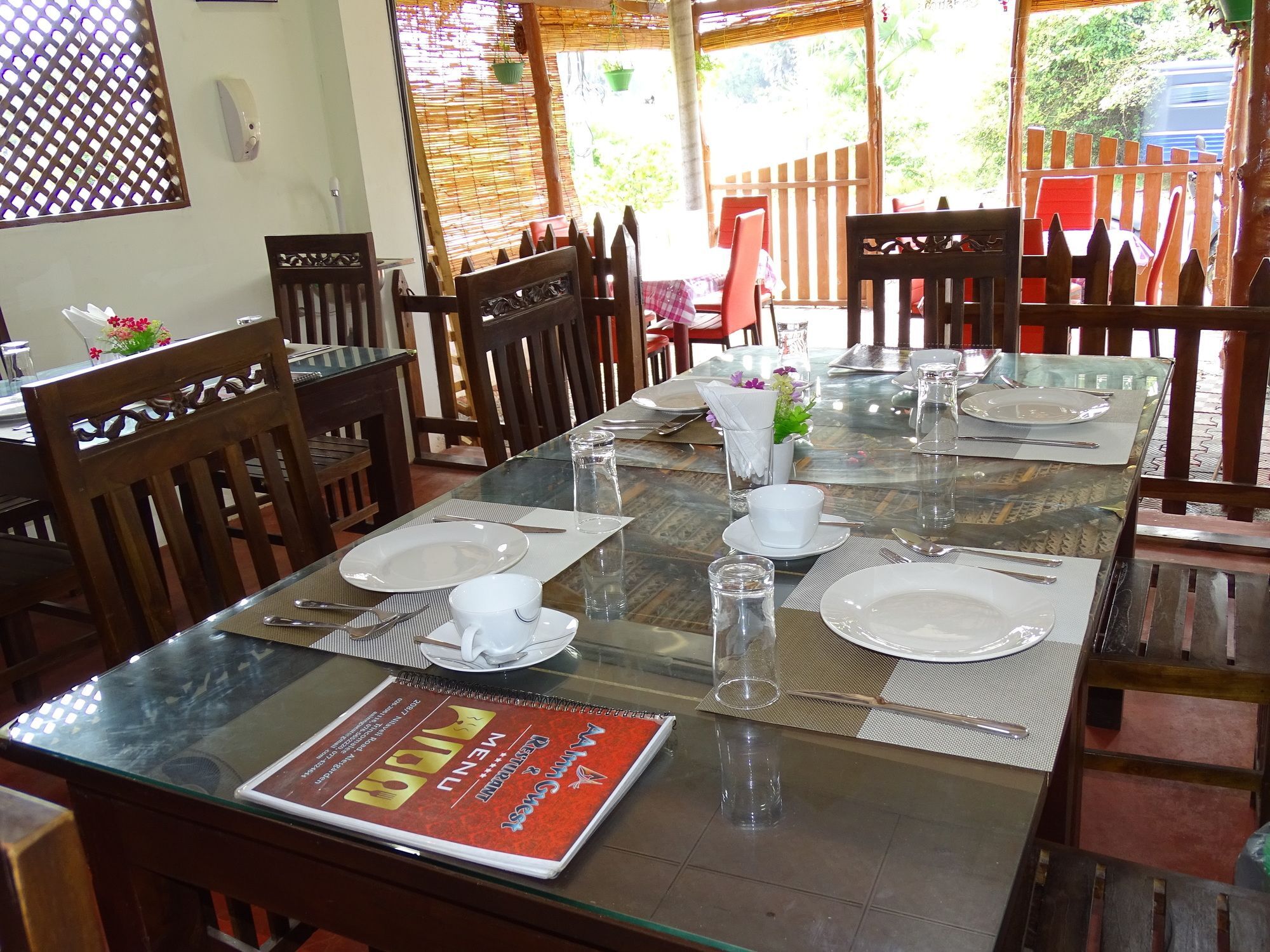 Aa Inn Trincomalee Exterior foto